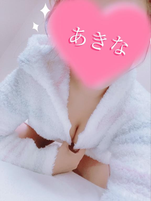 あきな 写メ日記 5/12(月) 10:02
