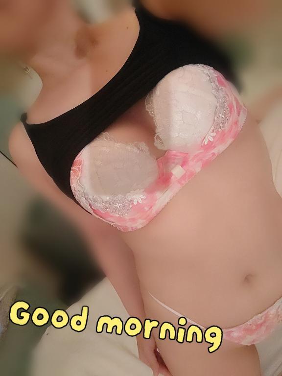 かえ 写メ日記 10/27(月) 09:44