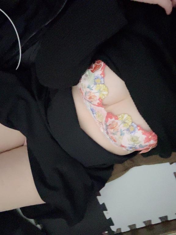 まこ 写メ日記 4/17(木) 01:30