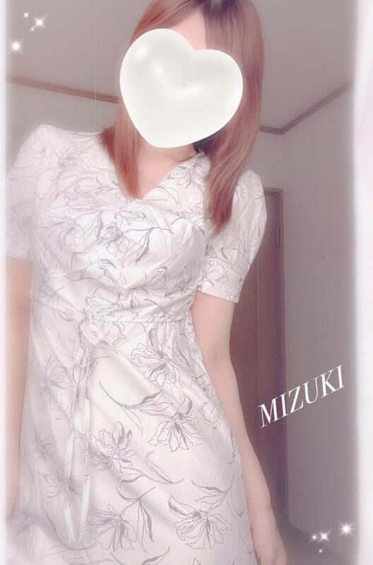 新人みずき 写メ日記 6/6(金) 19:21