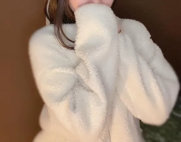 写メ日記 新人かえで 12/20(土) 01:41