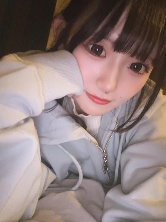 もも 写メ日記 4/11(金) 23:52