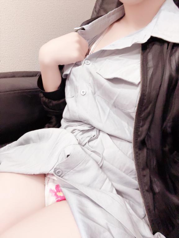 しほ 写メ日記 11/29(土) 08:47