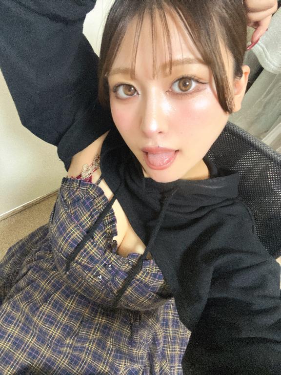 ねね 写メ日記 12/4(木) 23:57