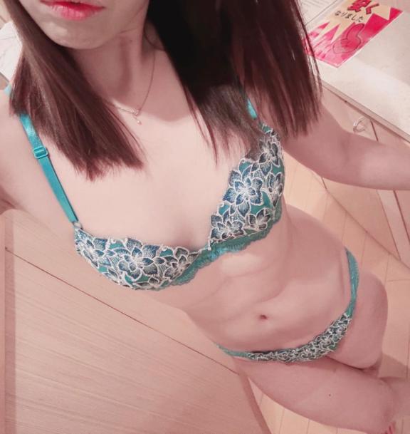 中林もとみ 写メ日記 4/20(日) 17:15
