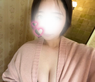 みる 写メ日記 4/4(金) 21:40
