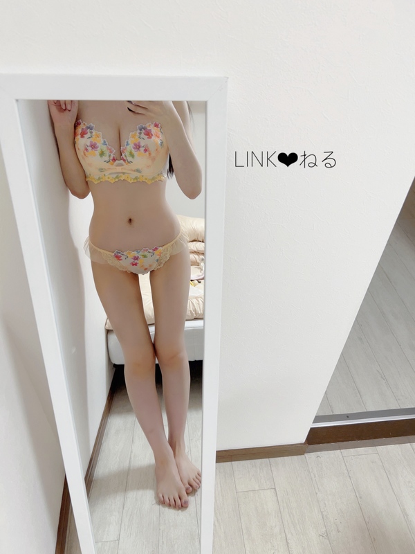 ねる 写メ日記 5/18(日) 16:22