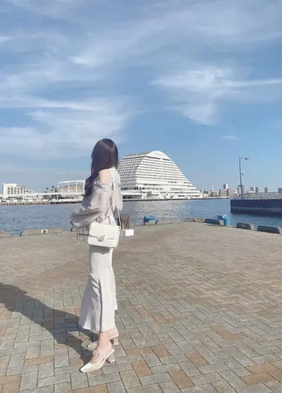 写メ日記 いおり 4/22(水) 01:48