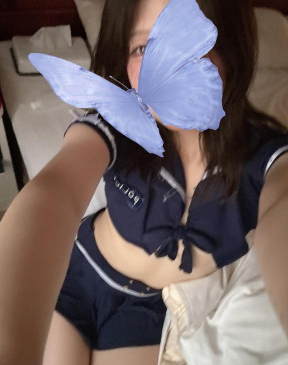 倉科 かな 写メ日記 10/1(水) 12:14