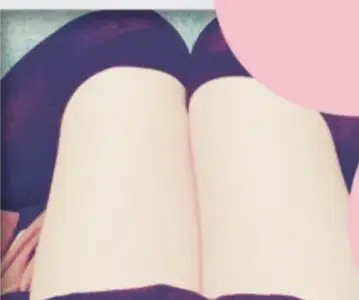 わかな - フェチ画像[太もも]