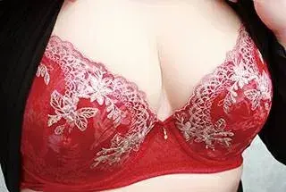 ひろ - フェチ画像[胸]