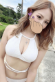 みい