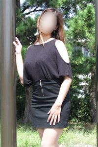 内田理央