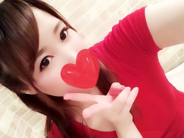 ナナミ