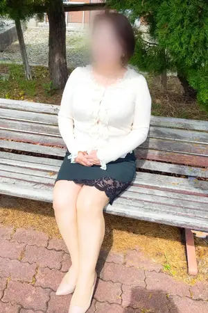山中瞳
