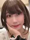 つきな
