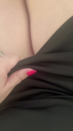 出勤パンチラ(10436) とうみ (愛特急2006三重本店)