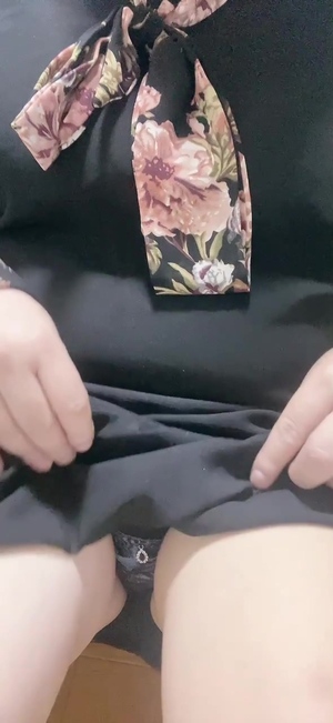 出勤パンチラ(10632) 水瀬(みずせ） (昭和道（ショウワロード）松阪店)