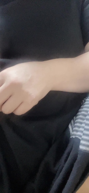 出勤パンチラ(10726) 水瀬(みずせ） (昭和道（ショウワロード）松阪店)