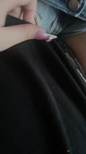 出勤パンチラ(10731) こはく (ちゃんこ鈴鹿店)