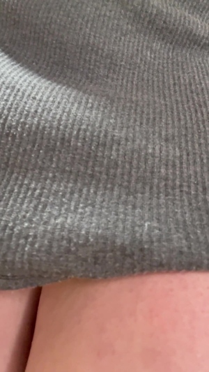 出勤パンチラ(10765) やえか (愛特急2006三重本店)