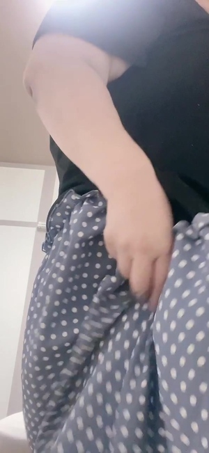 出勤パンチラ(10783) 水瀬(みずせ） (昭和道（ショウワロード）松阪店)