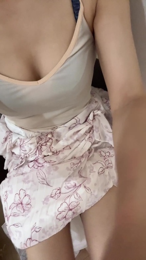 出勤パンチラ(10848) ゆい (愛特急2006三重本店)