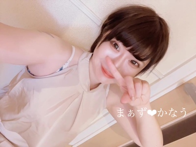 出勤パンチラ(11013) かなう (MARS 松阪人妻店)