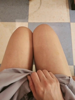 出勤パンチラ(1147) 有村 かれん (De愛急行 松阪店)