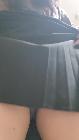 出勤パンチラ(11635) 真野（まの） (昭和道（ショウワロード）松阪店)