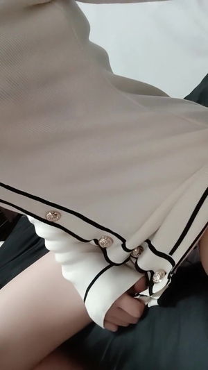 出勤パンチラ(11815) ここ (ベアトリス)