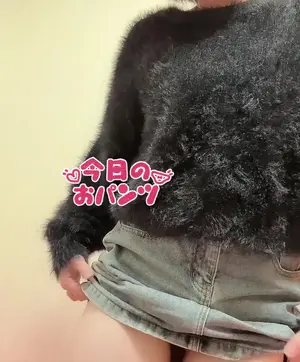 出勤パンチラ(11887) 椿　ゆん (101（ICHI MARU ICHI）)