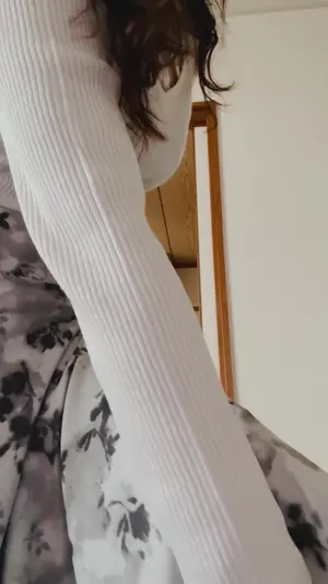 出勤パンチラ(11910) 川嶋れい (五十路マダム 三重四日市･鈴鹿店)