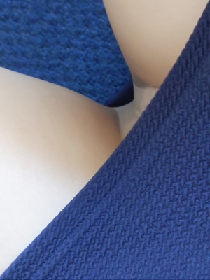 出勤パンチラ(11945) 水瀬 ななこ (De愛急行 松阪店)