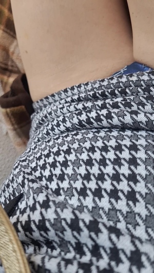 出勤パンチラ(12046) 宮本恵美子 (五十路マダム 三重松阪店)