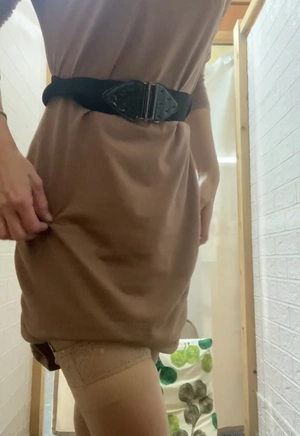 出勤パンチラ(12228) 花村まどか (五十路マダム 三重松阪店)