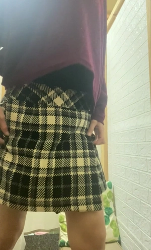 出勤パンチラ(12527) 花村まどか (五十路マダム 三重松阪店)