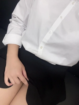 出勤パンチラ(12990) あん (星組)