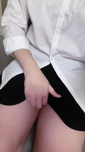 出勤パンチラ(13123) あん (星組)