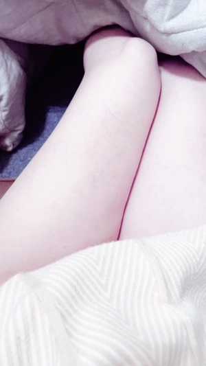 出勤パンチラ(13545) 栗田優里 (五十路マダム 三重松阪店)