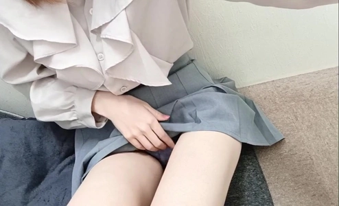 出勤パンチラ(13648) じゅりな (愛特急2006三重本店)