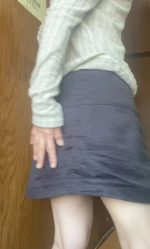 出勤パンチラ(13769) 花村まどか (五十路マダム 三重松阪店)