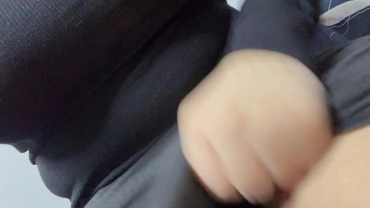 出勤パンチラ(13861) るる (昭和道(ショウワロード)松阪店)