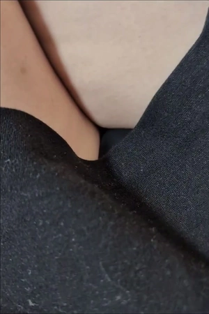 出勤パンチラ(14006) 水瀬 ななこ (De愛急行 松阪店)