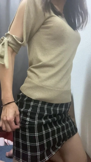 出勤パンチラ(14696) 花村まどか (五十路マダム 三重松阪店)