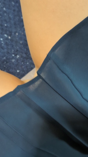 出勤パンチラ(3909) 水瀬　ななこ (De愛急行　松阪店)