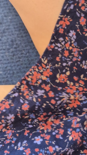 出勤パンチラ(4110) 水瀬　ななこ (De愛急行　松阪店)