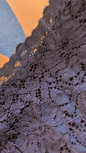 出勤パンチラ(4764) 水瀬　ななこ (De愛急行　松阪店)