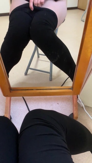 出勤パンチラ(6987) つきよ (愛特急2006三重本店)