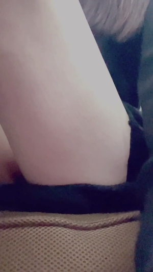 出勤パンチラ(8497) 栗田優里 (五十路マダム 三重松阪店)